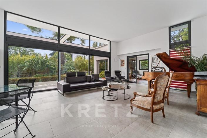 Image No.4-4 Bed House for sale