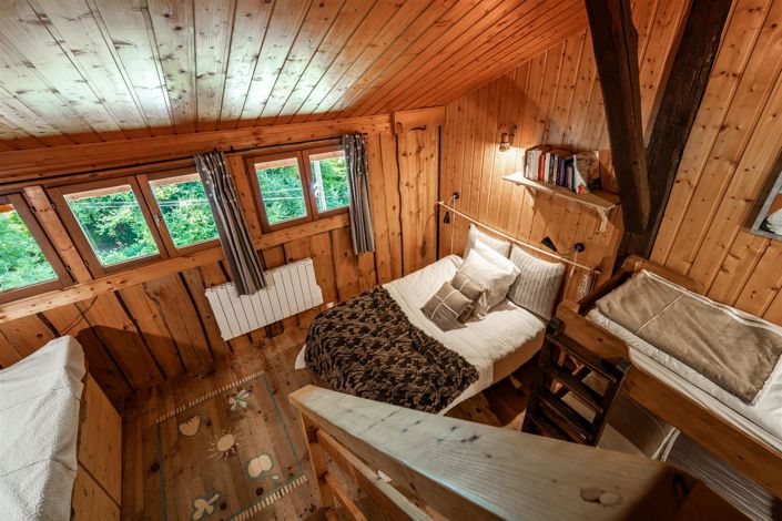 Image No.17-4 Bed House for sale