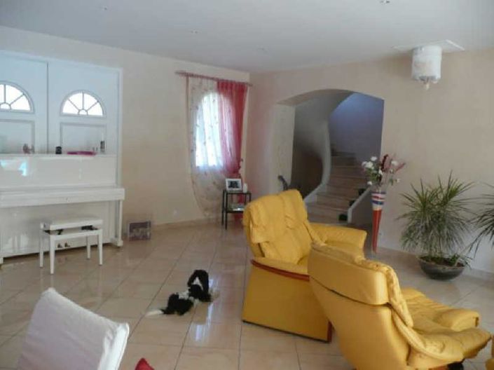 Image No.5-4 Bed House for sale