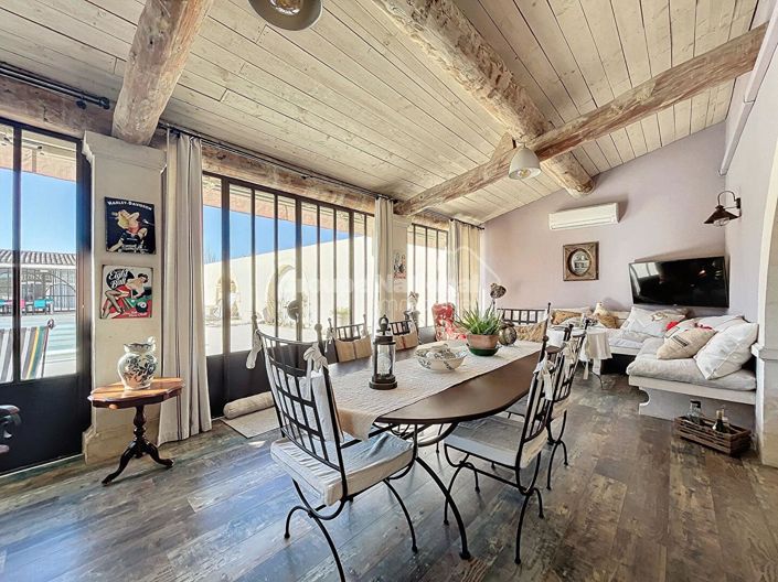 Image No.9-6 Bed House for sale