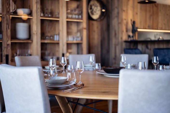 Image No.3-5 Bed Property for sale