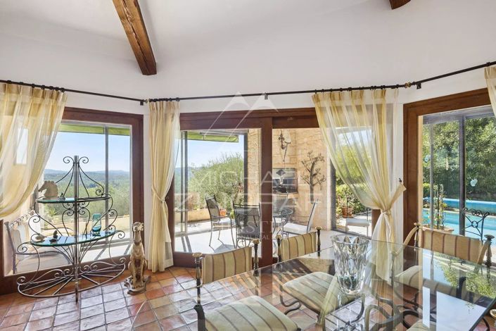 Image No.3-4 Bed House for sale