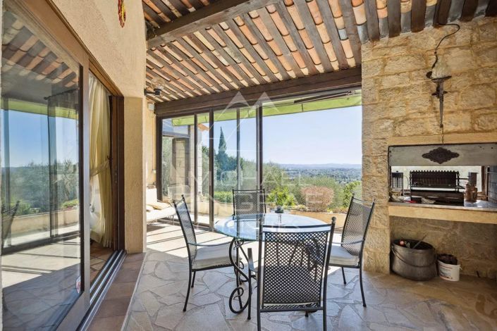 Image No.7-4 Bed House for sale