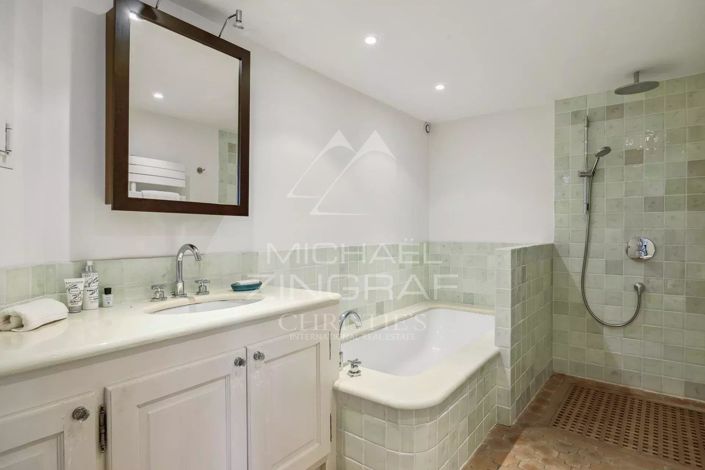 Image No.11-4 Bed House for sale