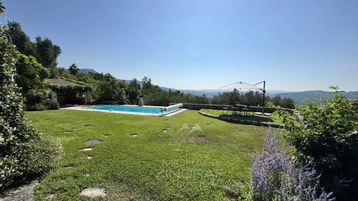 Image No.4-6 Bed House for sale