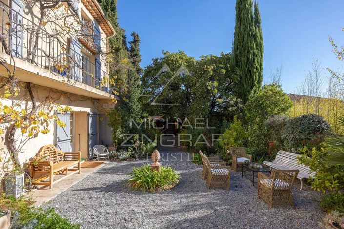 Image No.21-4 Bed House for sale