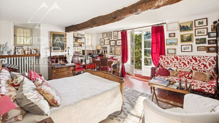 Image No.7-4 Bed House for sale