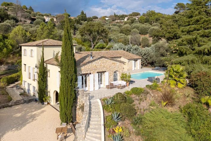 Image No.2-Maison de 8 chambres à vendre à Peymeinade