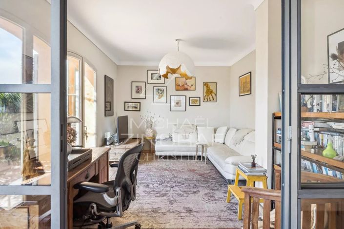 Image No.10-4 Bed House for sale
