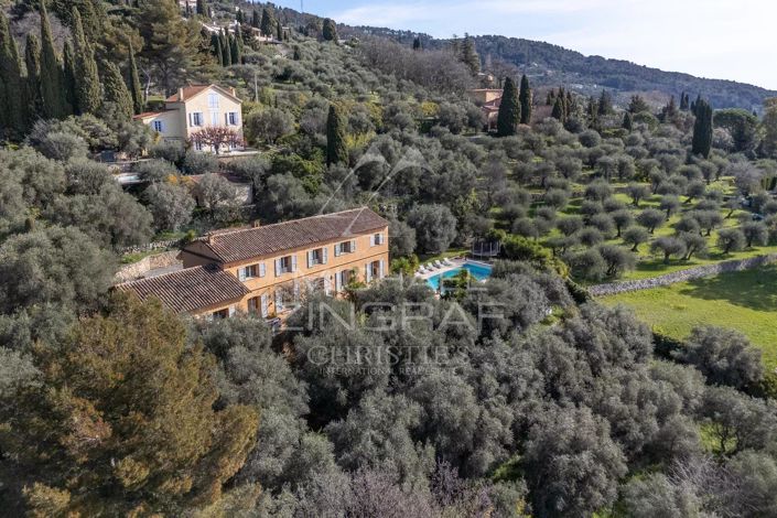 Image No.2-4 Bed House for sale