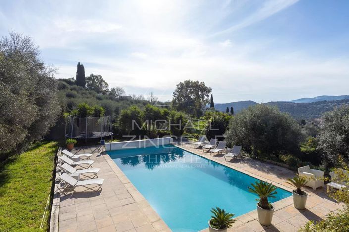 Image No.3-4 Bed House for sale