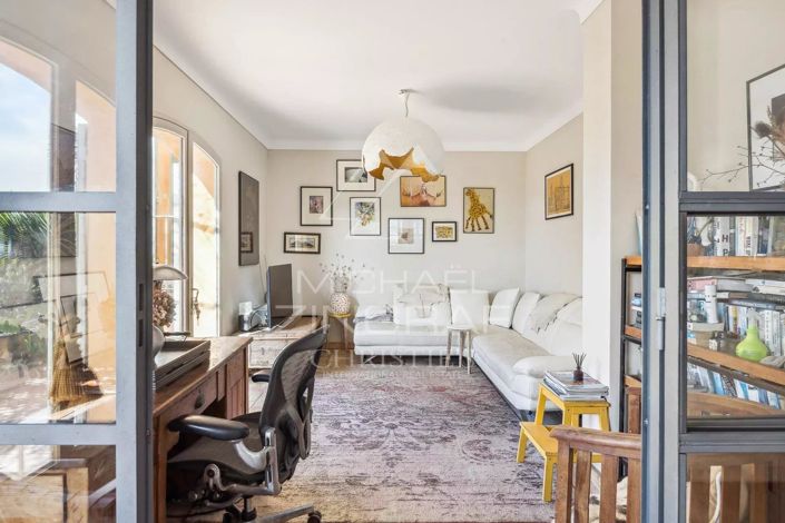 Image No.6-4 Bed House for sale