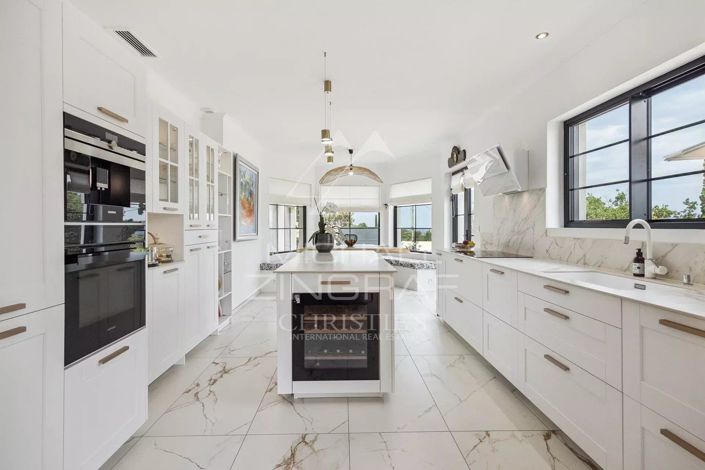 Image No.5-Maison de 4 chambres à vendre à Spéracèdes