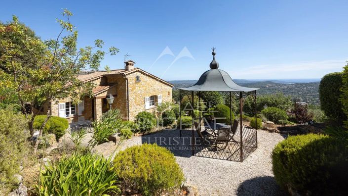 Image No.3-Maison de 4 chambres à vendre à Spéracèdes