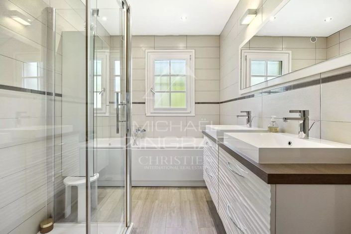 Image No.12-Maison de 5 chambres à vendre à Peymeinade