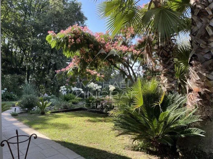 Image No.15-5 Bed House for sale