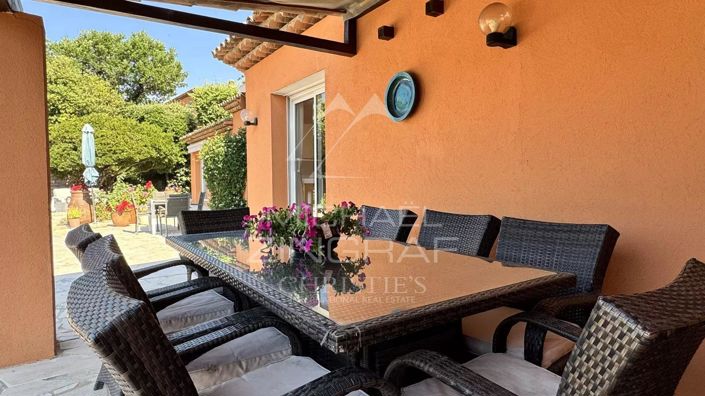 Image No.13-4 Bed House for sale