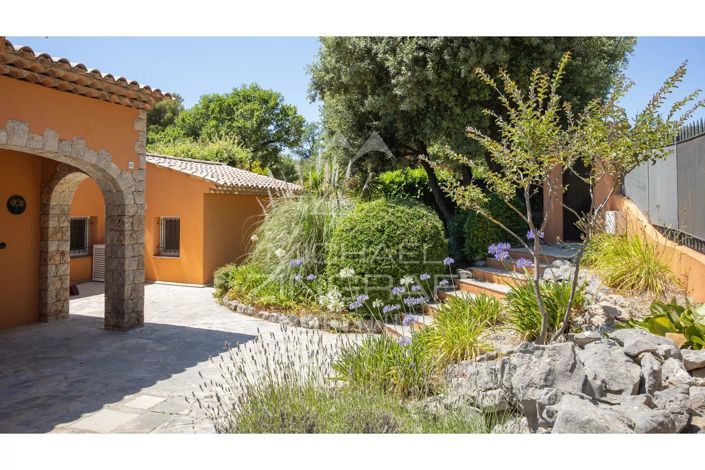 Image No.15-4 Bed House for sale