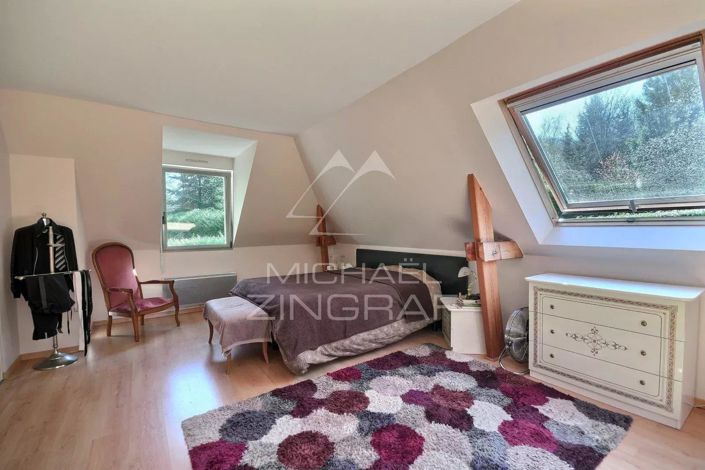 Image No.5-6 Bed House for sale