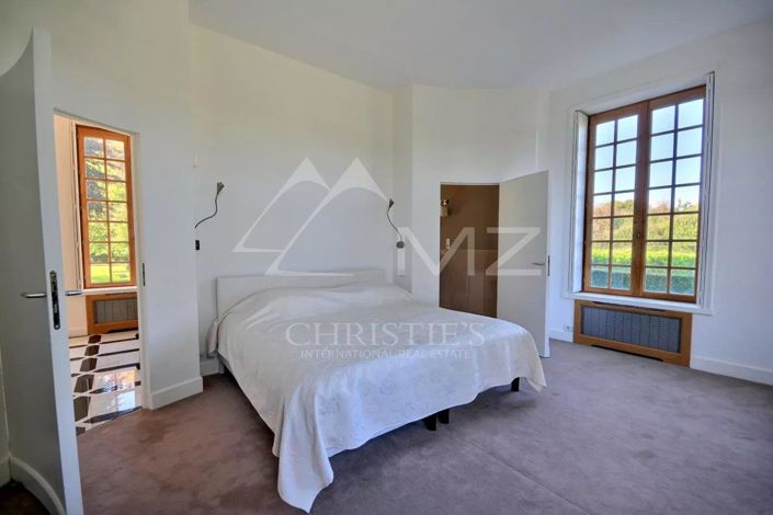 Image No.14-9 Bed House for sale