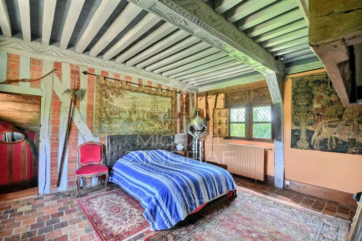 Image No.11-6 Bed House for sale