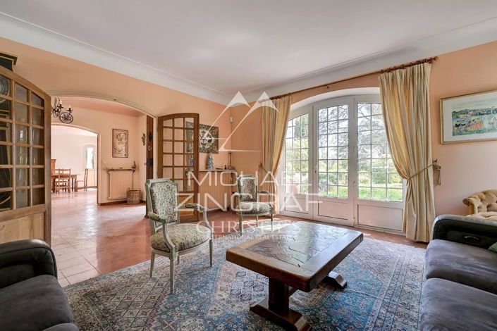 Image No.11-4 Bed House for sale