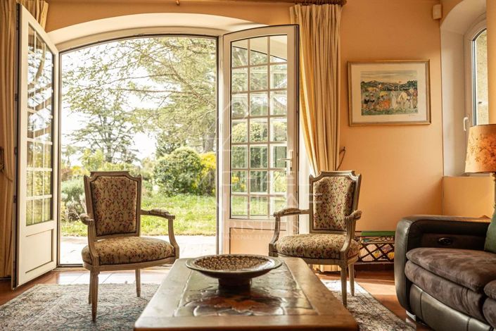 Image No.4-4 Bed House for sale