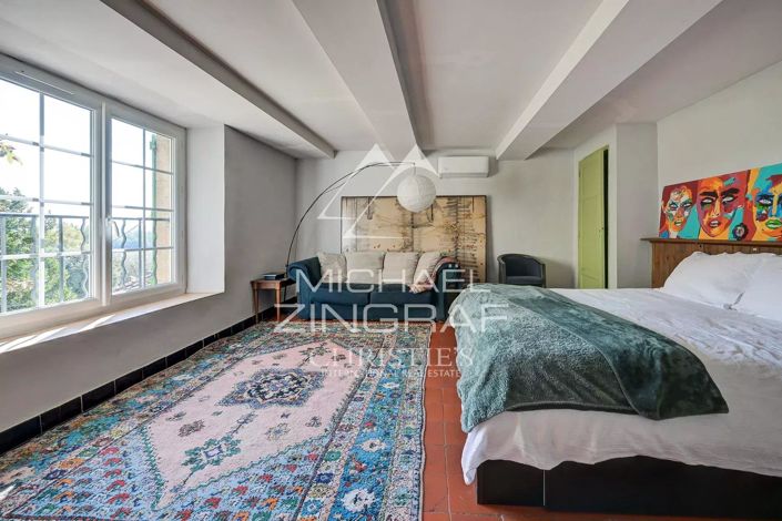 Image No.11-7 Bed House for sale