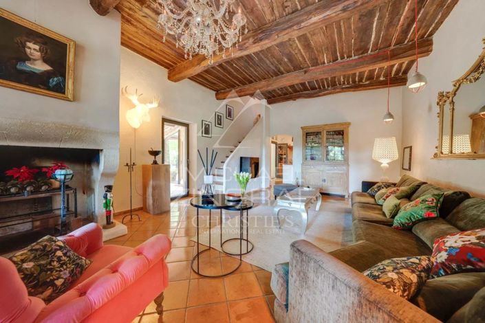 Image No.5-Maison de 5 chambres à vendre à Tourves