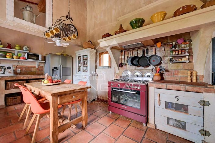 Image No.16-4 Bed House for sale