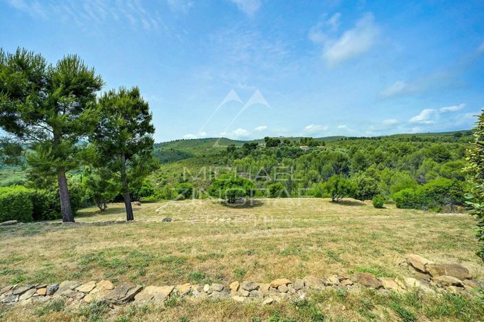 Image No.19-4 Bed House for sale