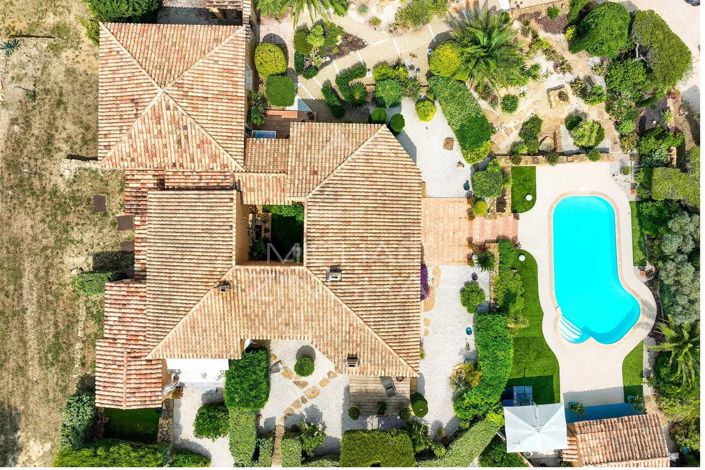 Image No.25-4 Bed House for sale