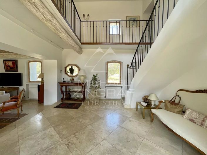 Image No.12-5 Bed House for sale