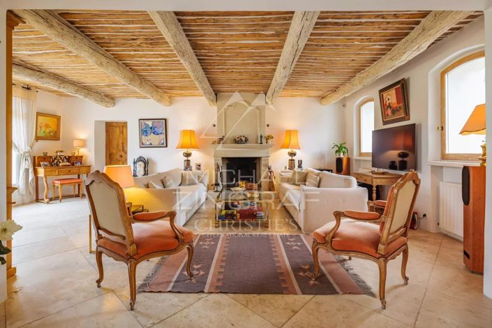 Image No.4-5 Bed House for sale