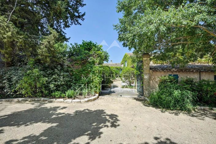 Image No.16-7 Bed House for sale