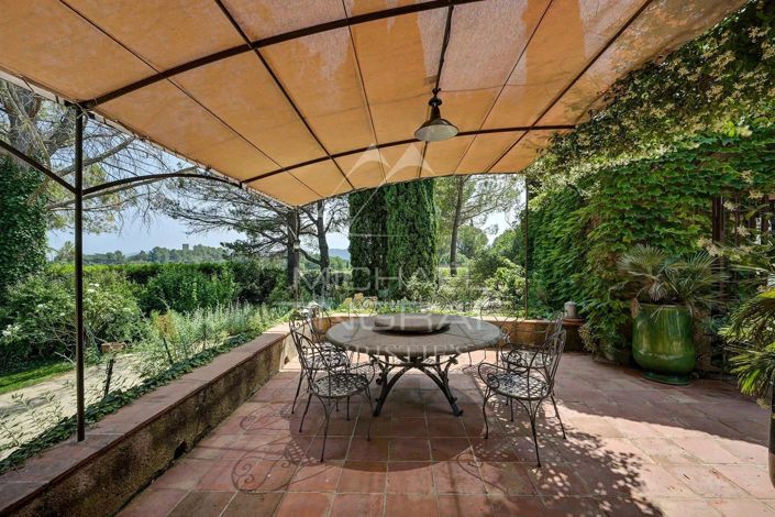 Image No.21-7 Bed House for sale