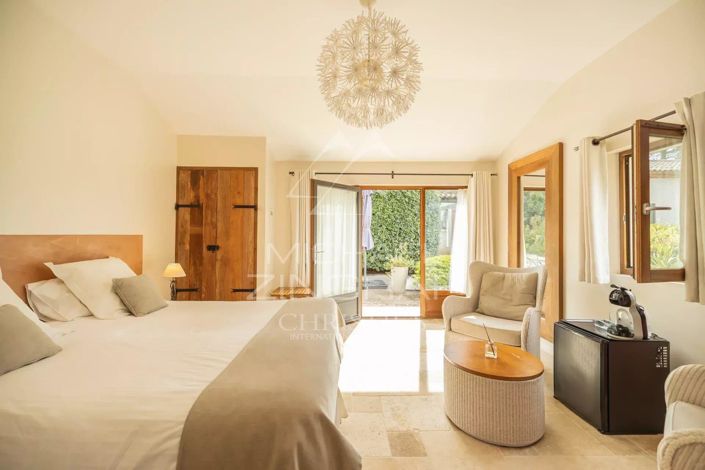 Image No.10-10 Bed House for sale