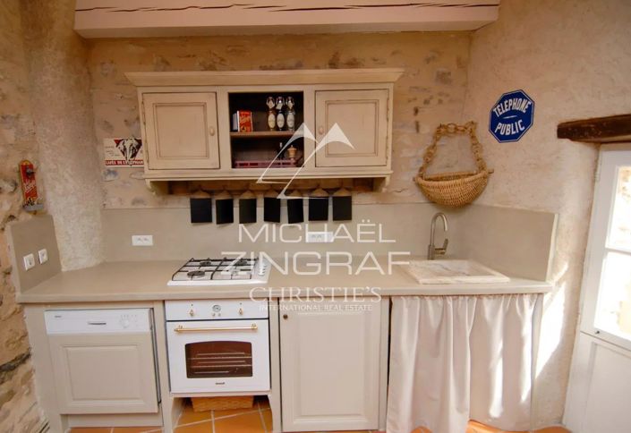 Image No.26-5 Bed House for sale