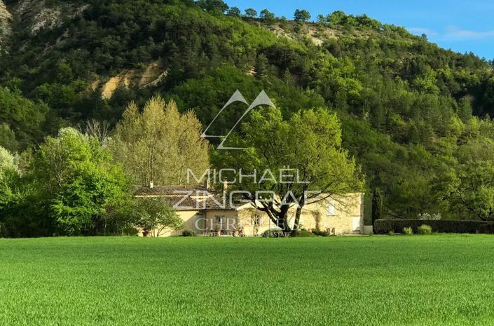 Image No.36-5 Bed House for sale