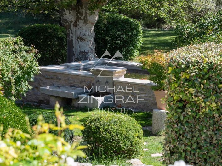 Image No.40-5 Bed House for sale