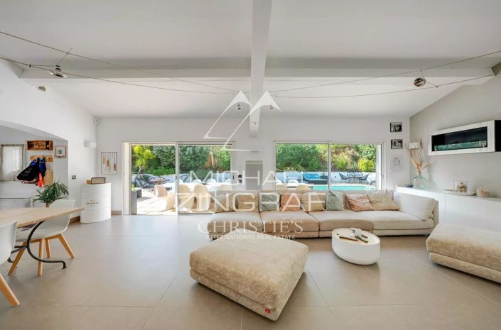 Image No.4-4 Bed House for sale