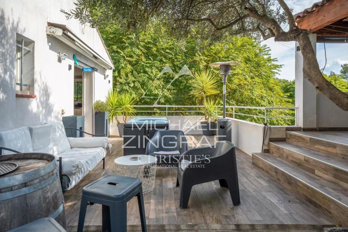 Image No.7-4 Bed House for sale