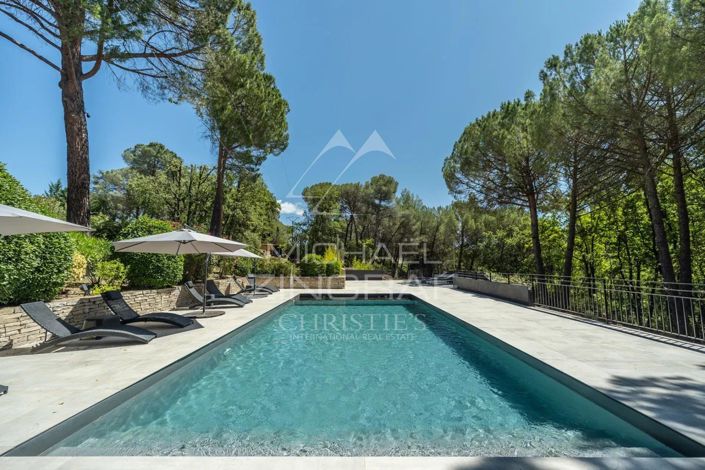 Image No.17-6 Bed House for sale