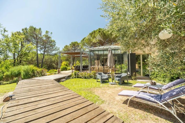 Image No.3-6 Bed House for sale