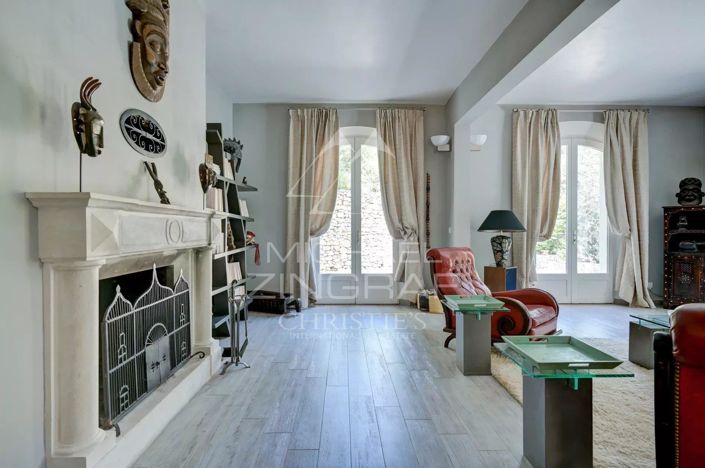 Image No.6-4 Bed House for sale