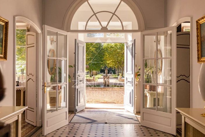 Image No.4-15 Bed House for sale