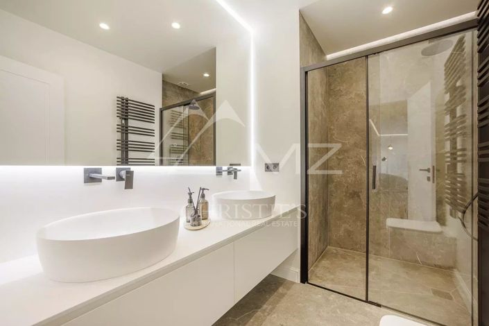 Image No.9-2 Bed Apartment for sale