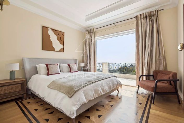 Image No.13-6 Bed House for sale