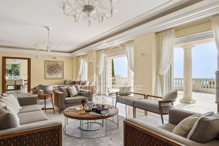 Image No.9-6 Bed House for sale