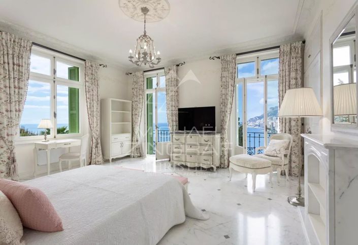 Image No.4-5 Bed House for sale